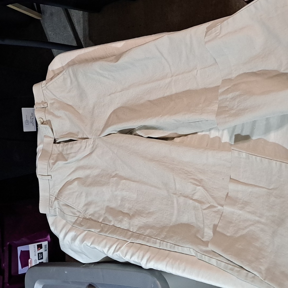 David dart cream 8 pants nwot